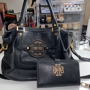 Tory Burch Amanda Hobo Bag with Wallet